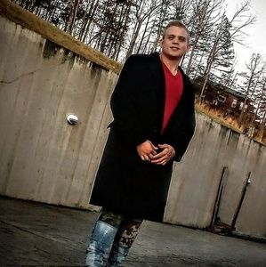 Meet your Posher, Drew